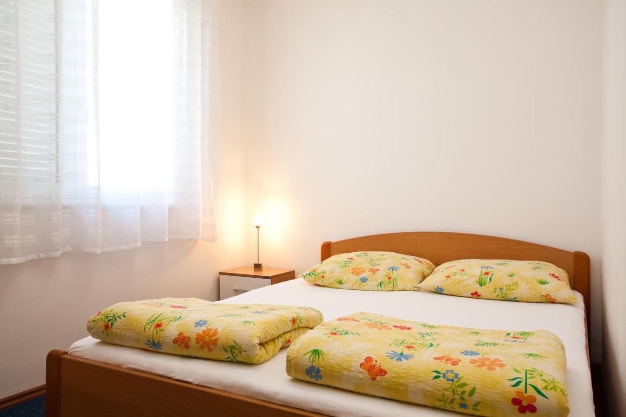 Apartments Glibo Near The Sea And Town Center! 克尔克 外观 照片