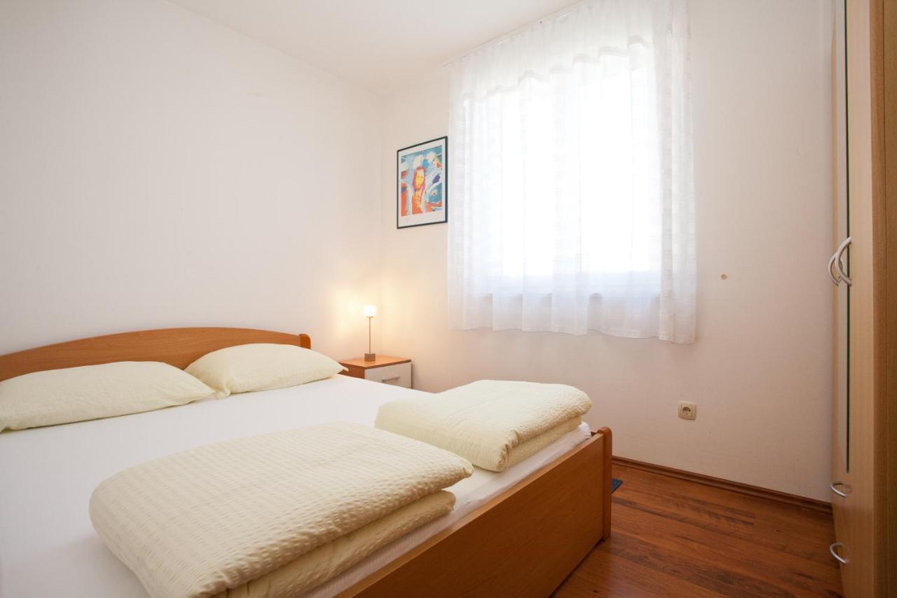 Apartments Glibo Near The Sea And Town Center! 克尔克 外观 照片