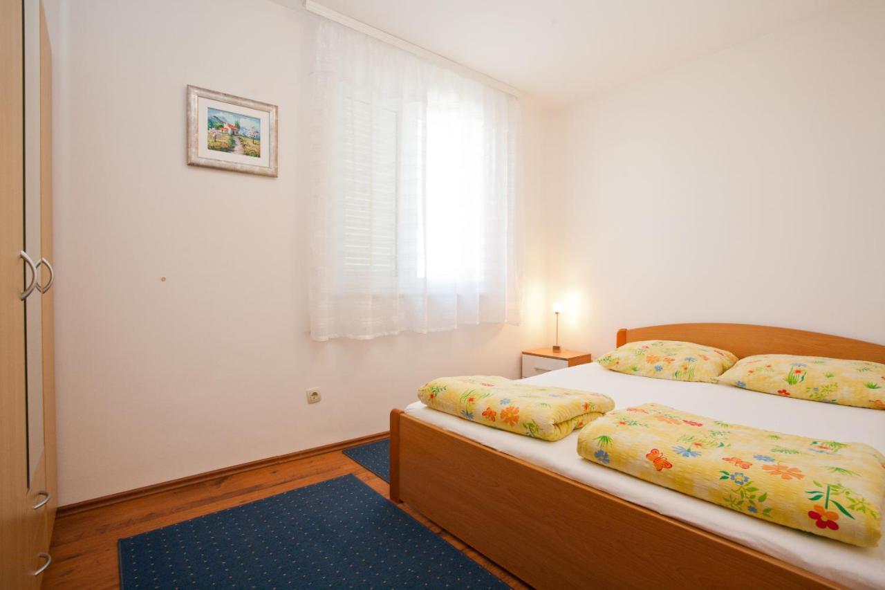 Apartments Glibo Near The Sea And Town Center! 克尔克 外观 照片